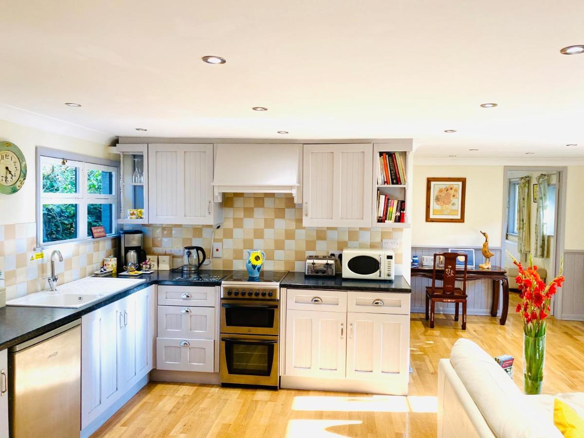 Amber Lodge Hickstead-A Burgess Hill Ngoại thất bức ảnh