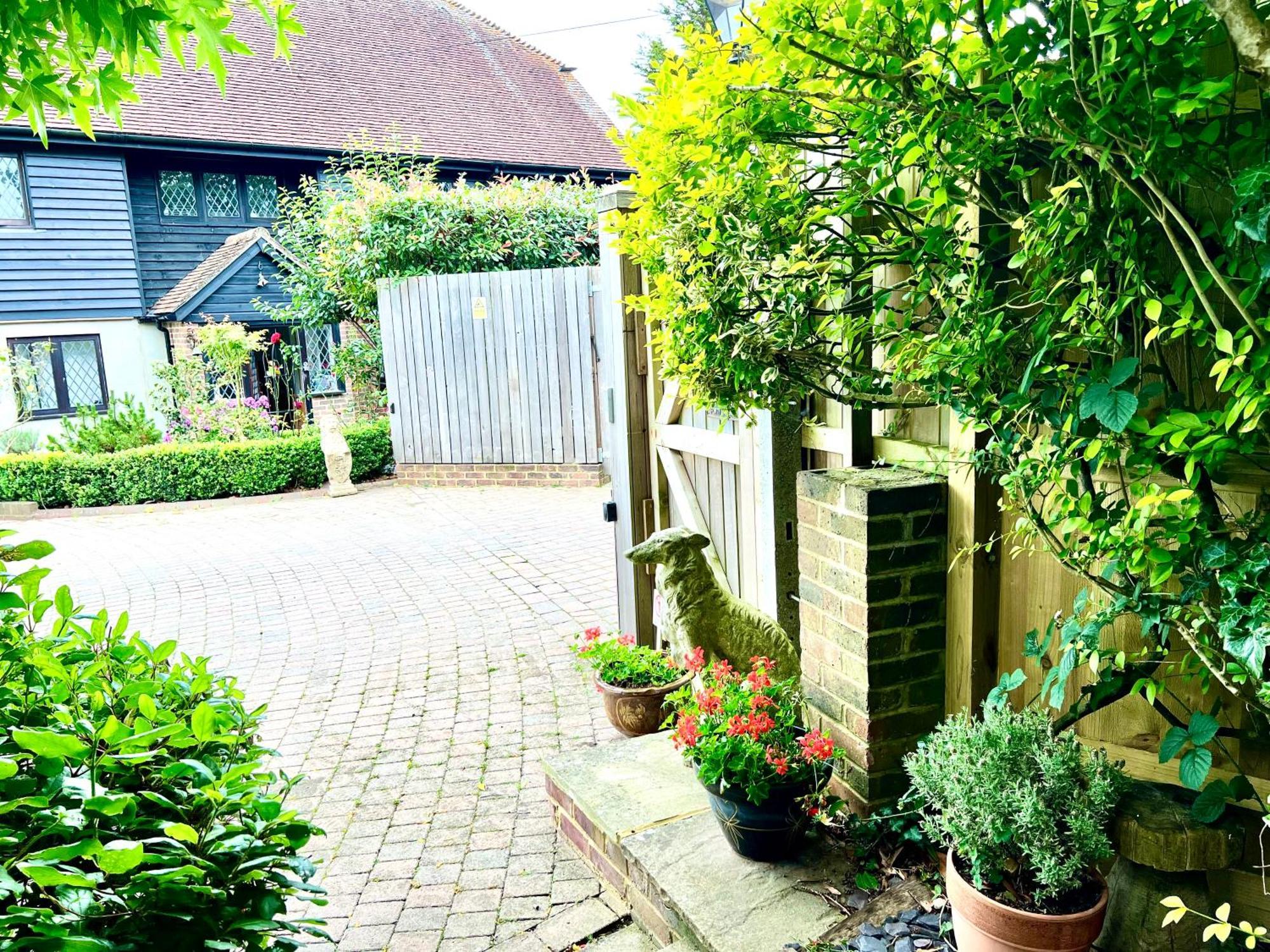 Amber Lodge Hickstead-A Burgess Hill Ngoại thất bức ảnh