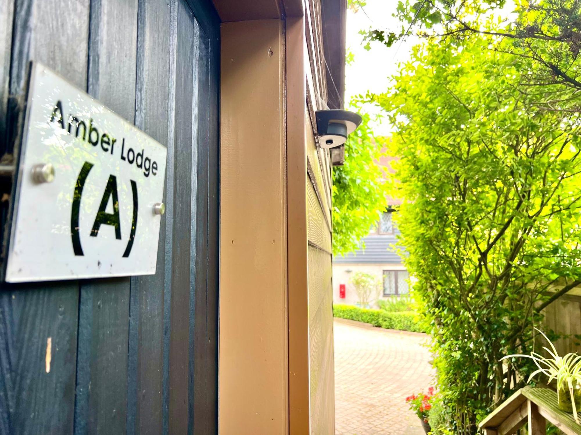 Amber Lodge Hickstead-A Burgess Hill Ngoại thất bức ảnh